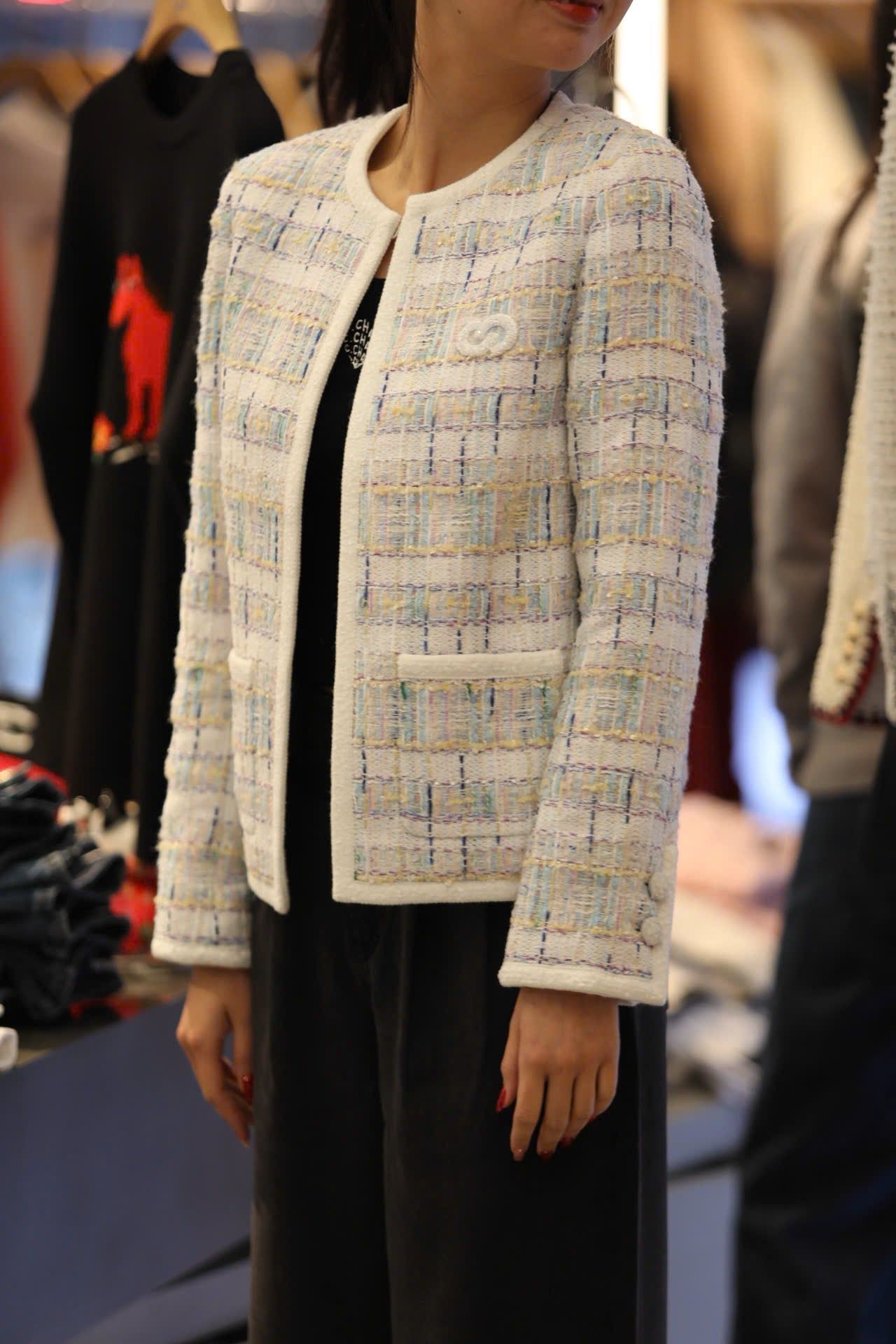  Áo tweed kẻ xanh vàng viền trắng 