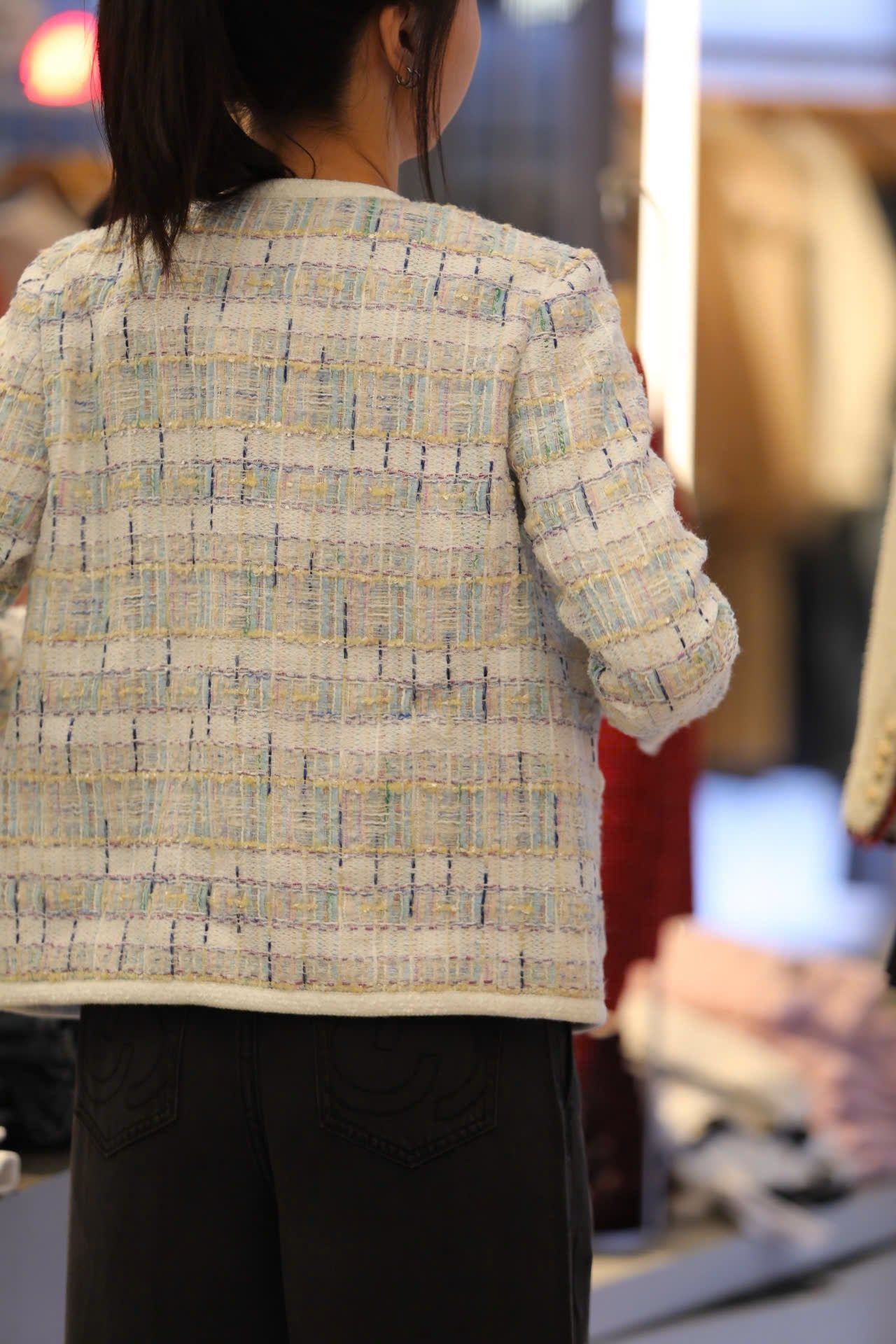  Áo tweed kẻ xanh vàng viền trắng 