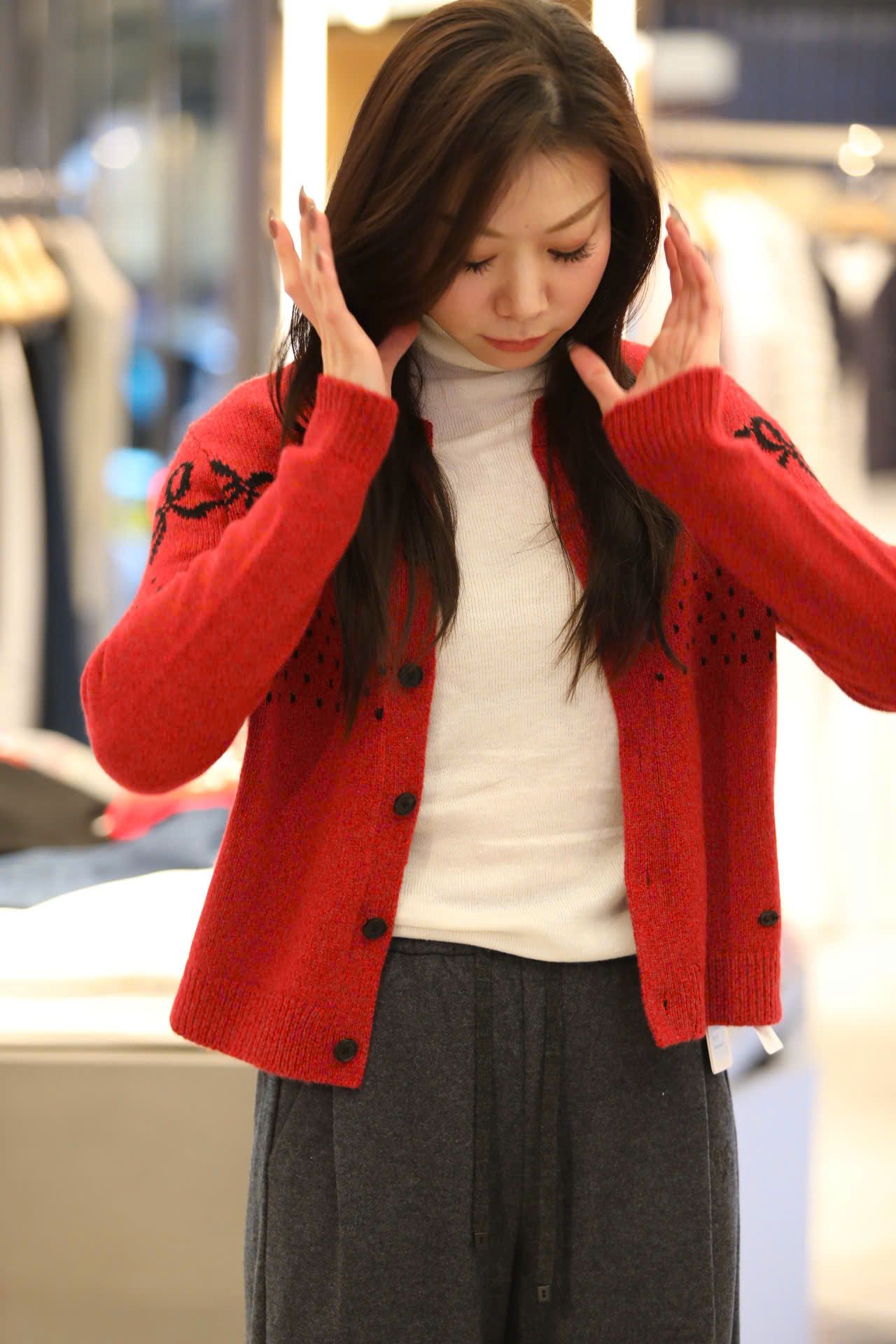  Áo CDG đỏ nơ đen 