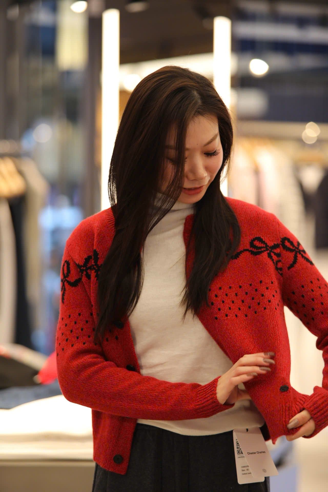  Áo CDG đỏ nơ đen 