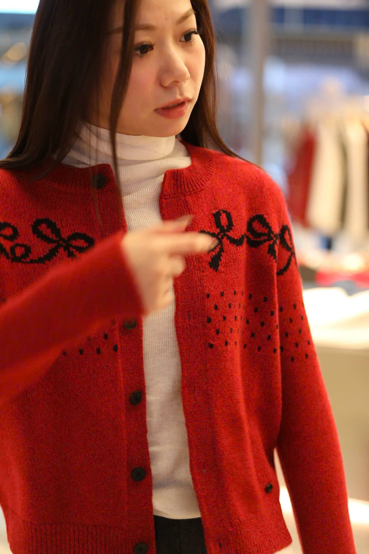  Áo CDG đỏ nơ đen 