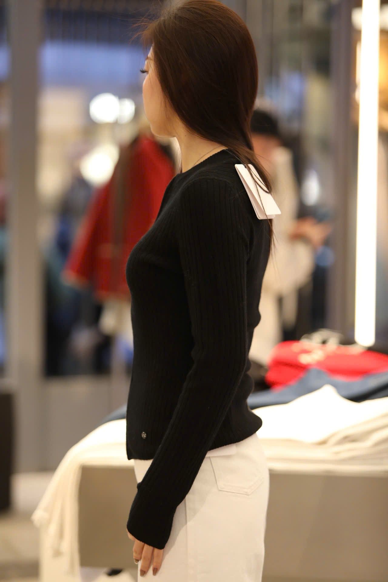  Áo khoác đen khóa Zip 2 chiều 