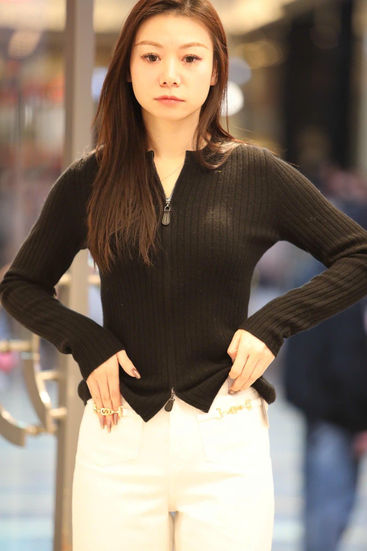  Áo khoác đen khóa Zip 2 chiều 