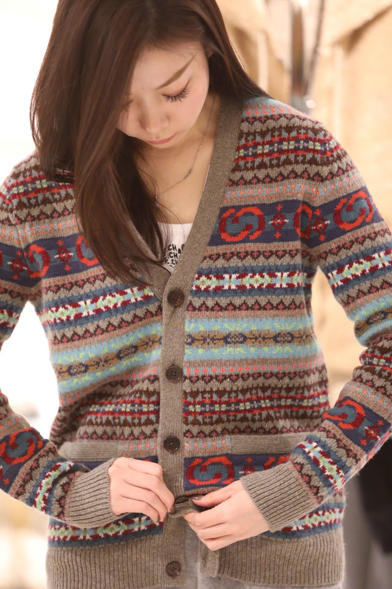  Áo CDG kẻ thổ cẩm , cổ V 