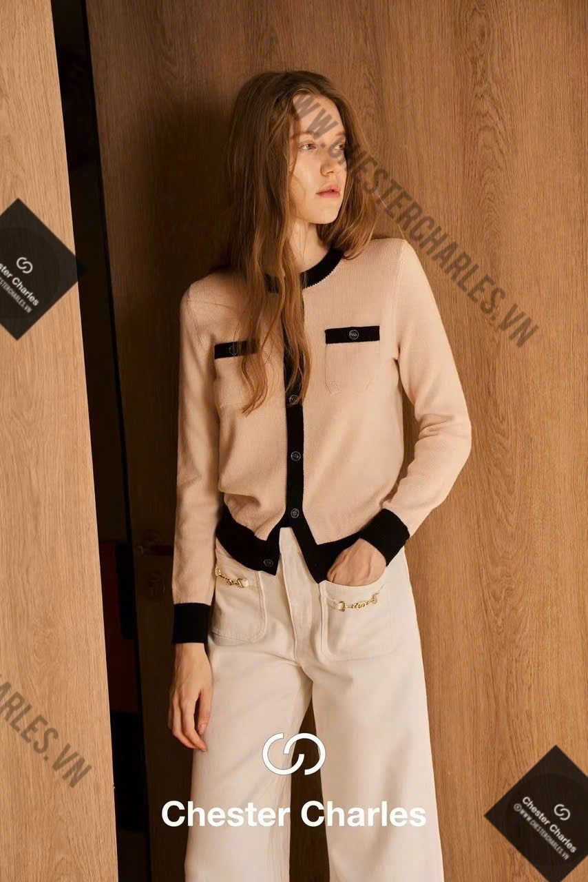  CDG hồng nhạt 2 túi trước - viền đen 