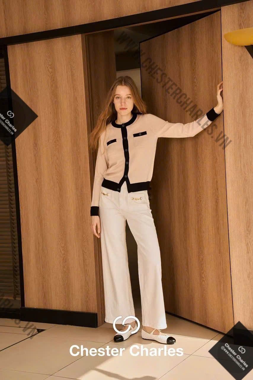  CDG hồng nhạt 2 túi trước - viền đen 