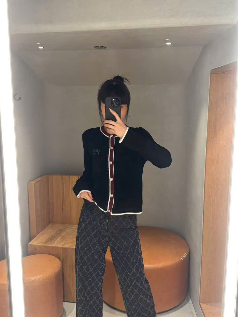  Áo CDG đen viền trắng đỏ 