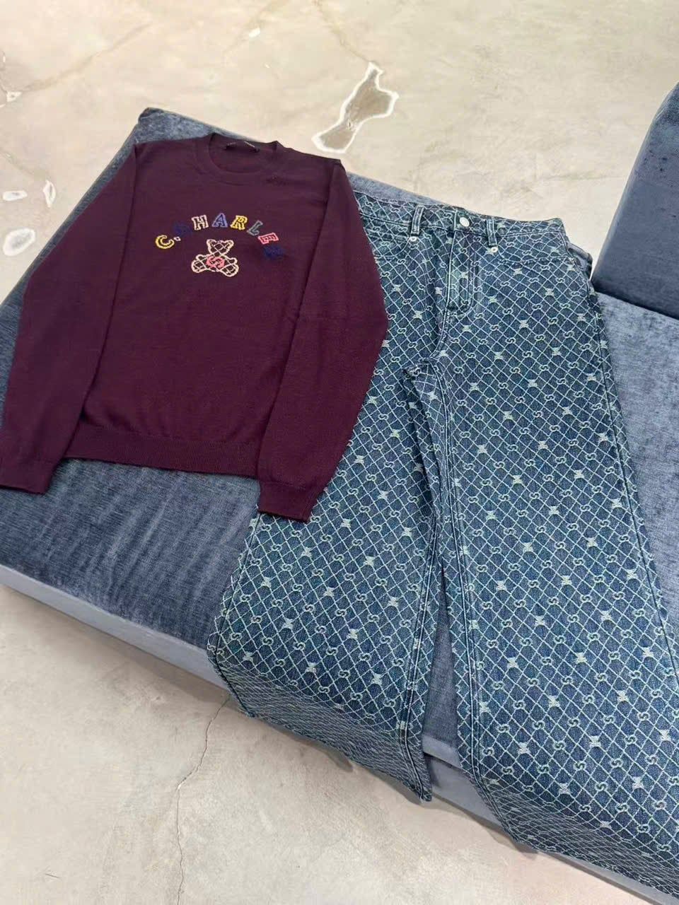  Quần jean xanh full logo gấu 