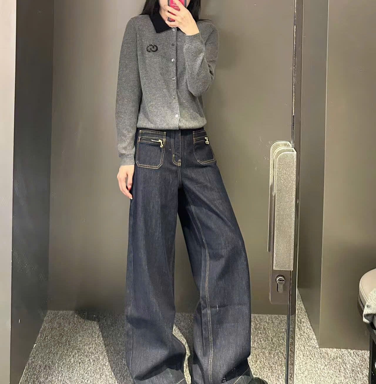  Áo CDG len xám cổ đen 