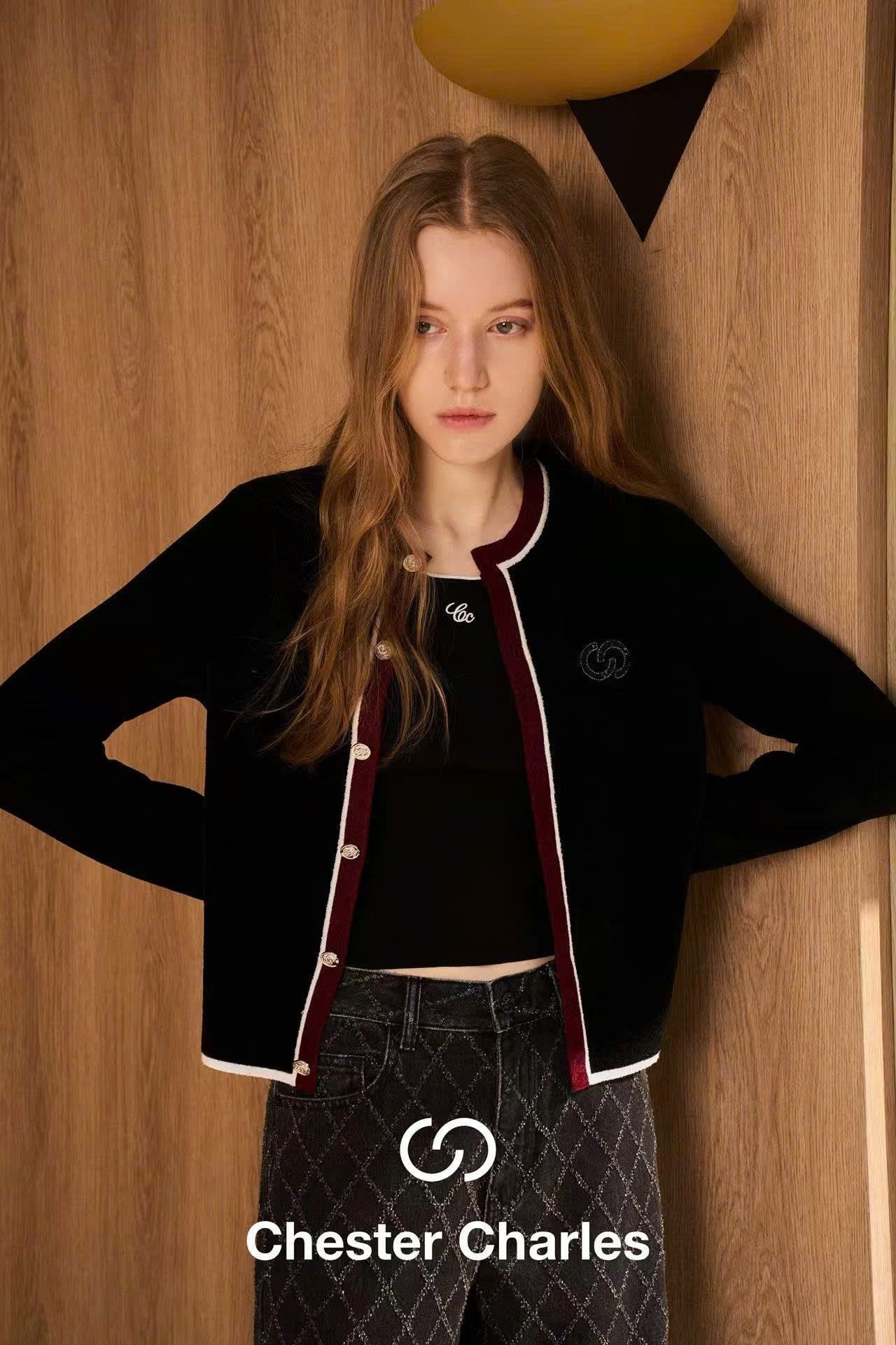  Áo CDG đen viền trắng đỏ 