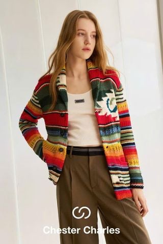  1.Áo CDG len kẻ sắc màu 