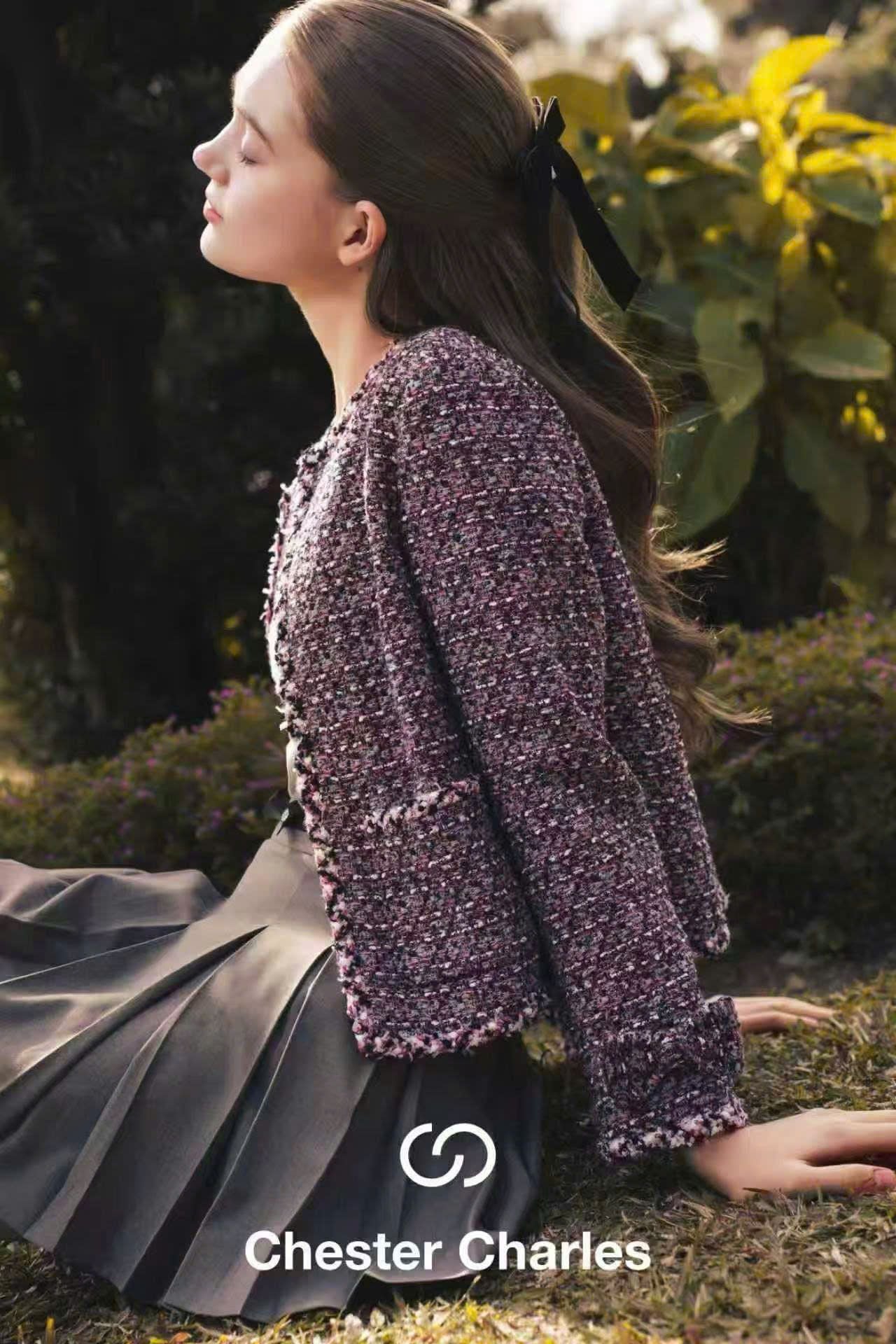  Áo tweed hồng đất, tay đính nơ 