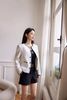 Áo dạ tweed trắng, viền đen 
