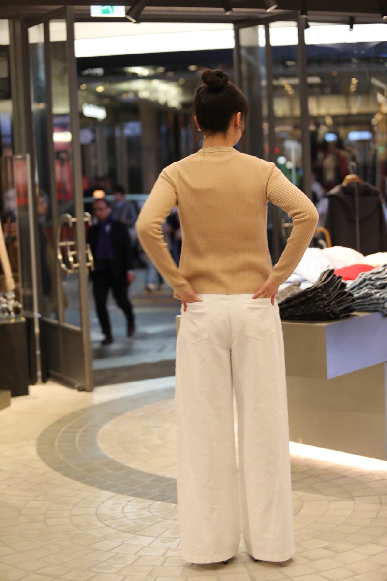  Áo khoác len nâu nhạt khóa Zip 2 chiều 