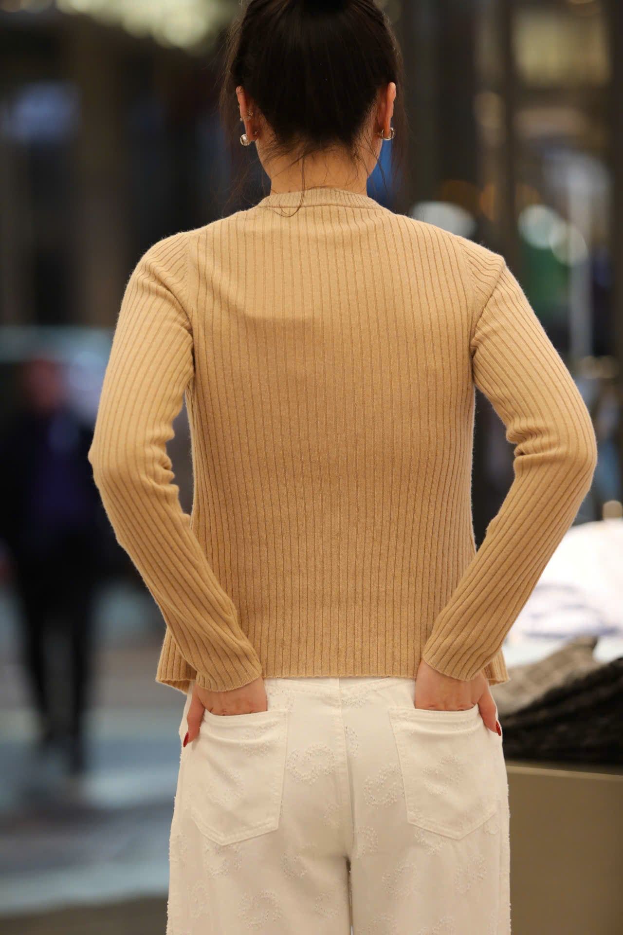  Áo khoác len nâu nhạt khóa Zip 2 chiều 