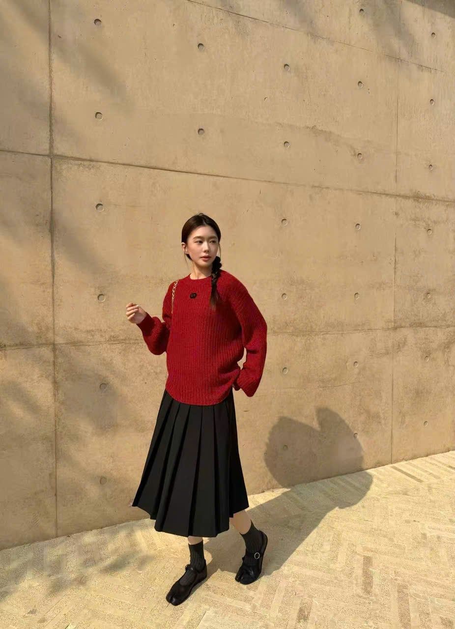  Áo Len đỏ dài tay dáng dài Cashmere logo ngực 