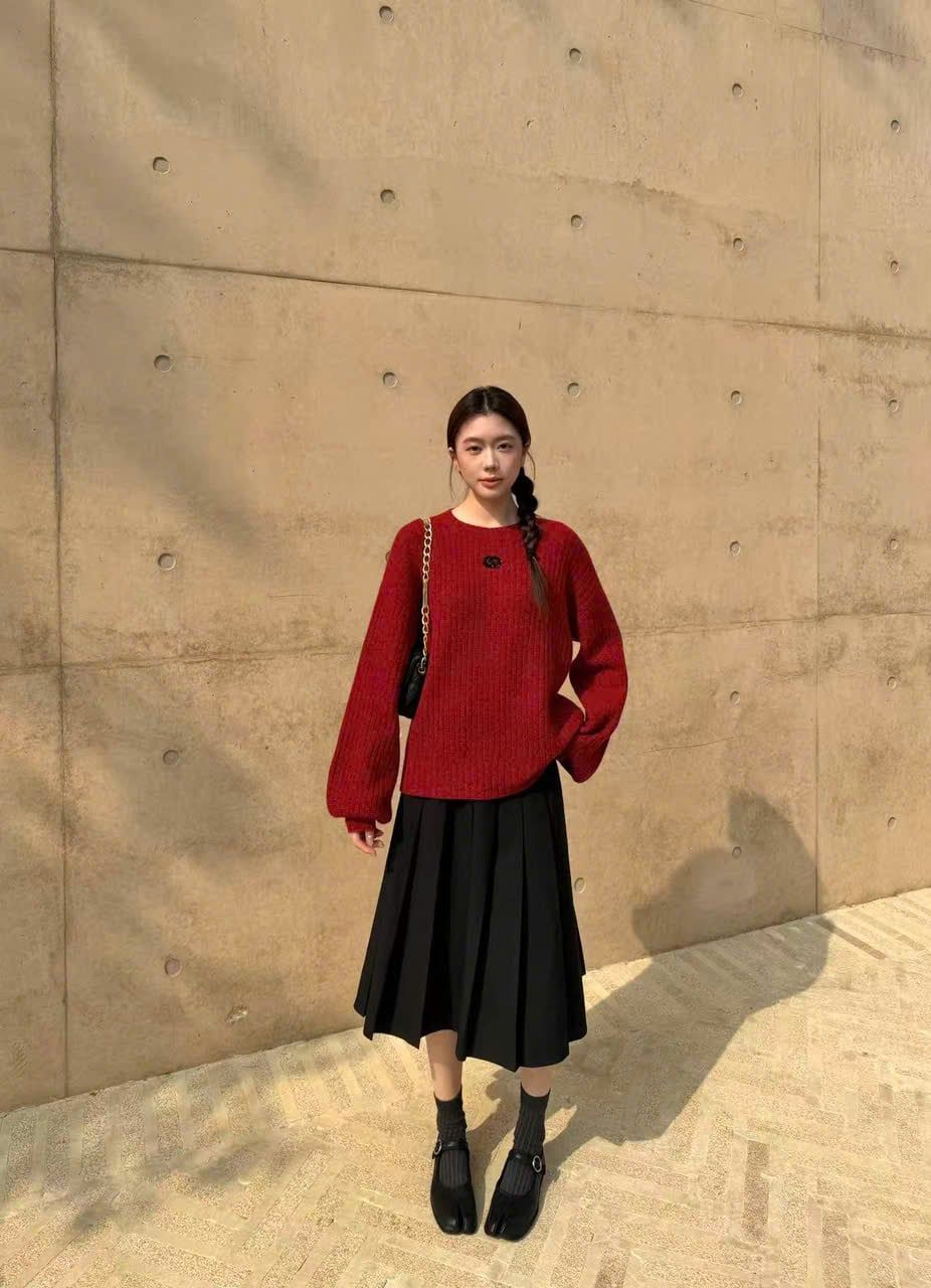  Áo Len đỏ dài tay dáng dài Cashmere logo ngực 