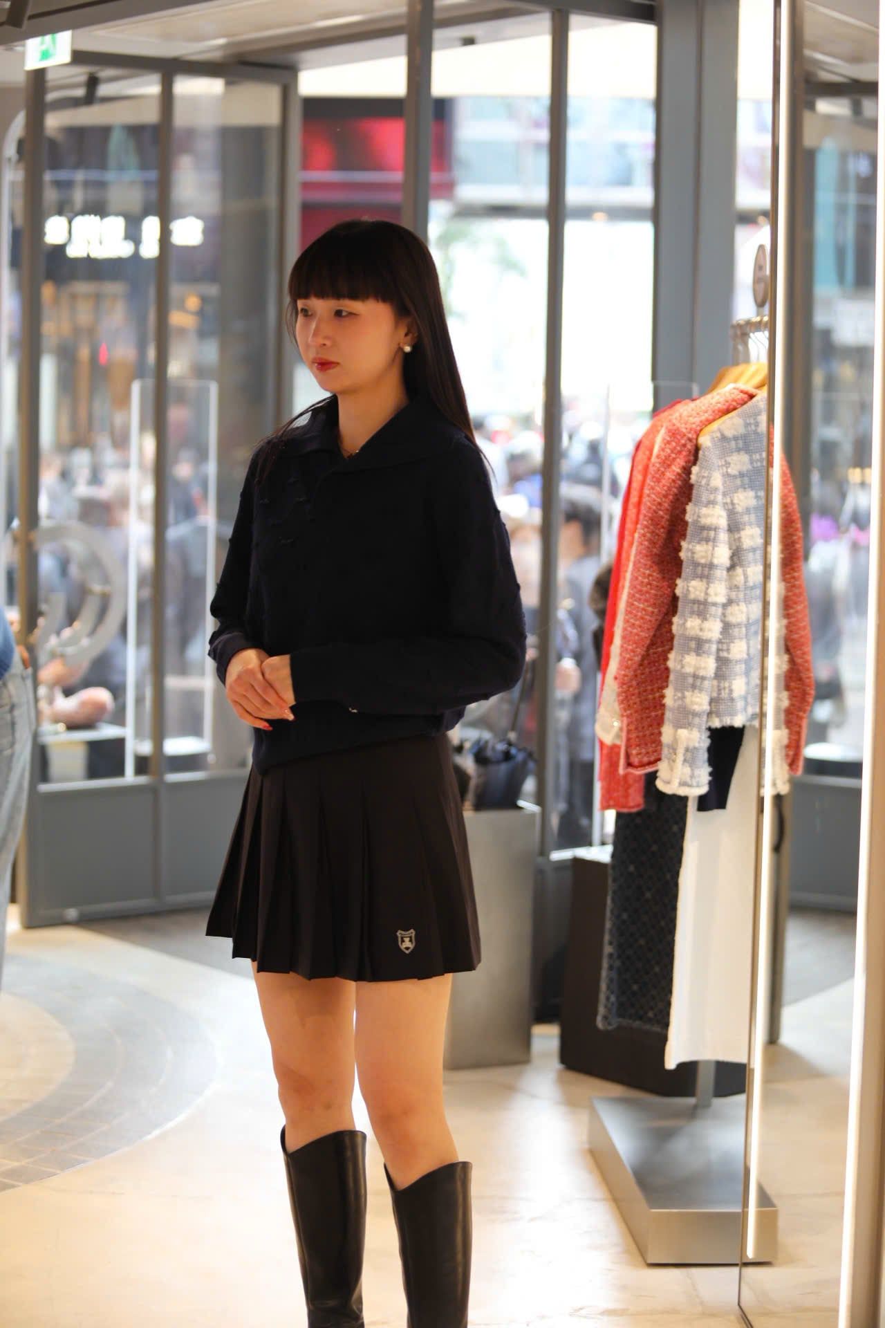  2.Áo len polo trám dài tay màu navy 