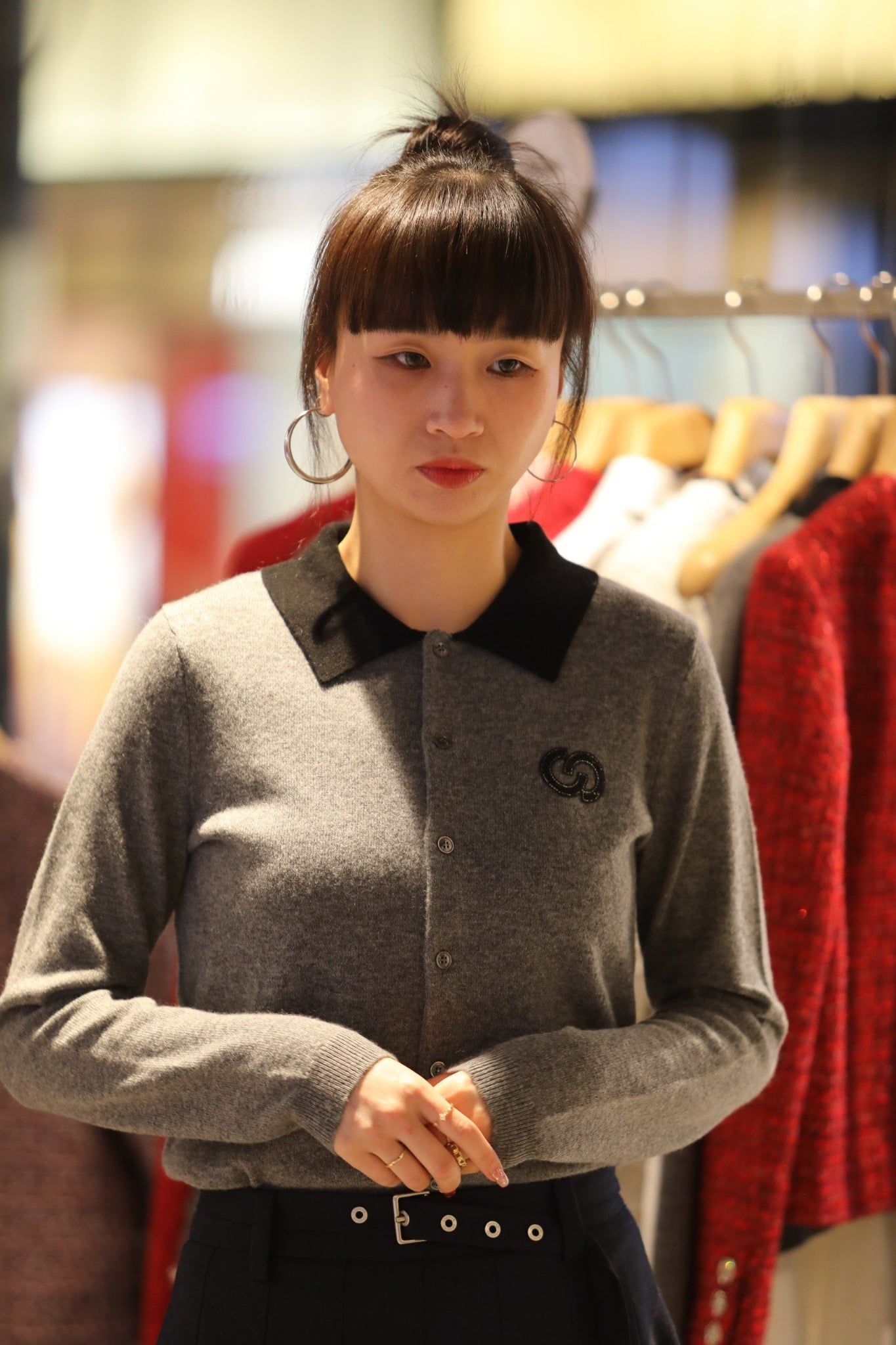  Áo CDG len xám cổ đen 