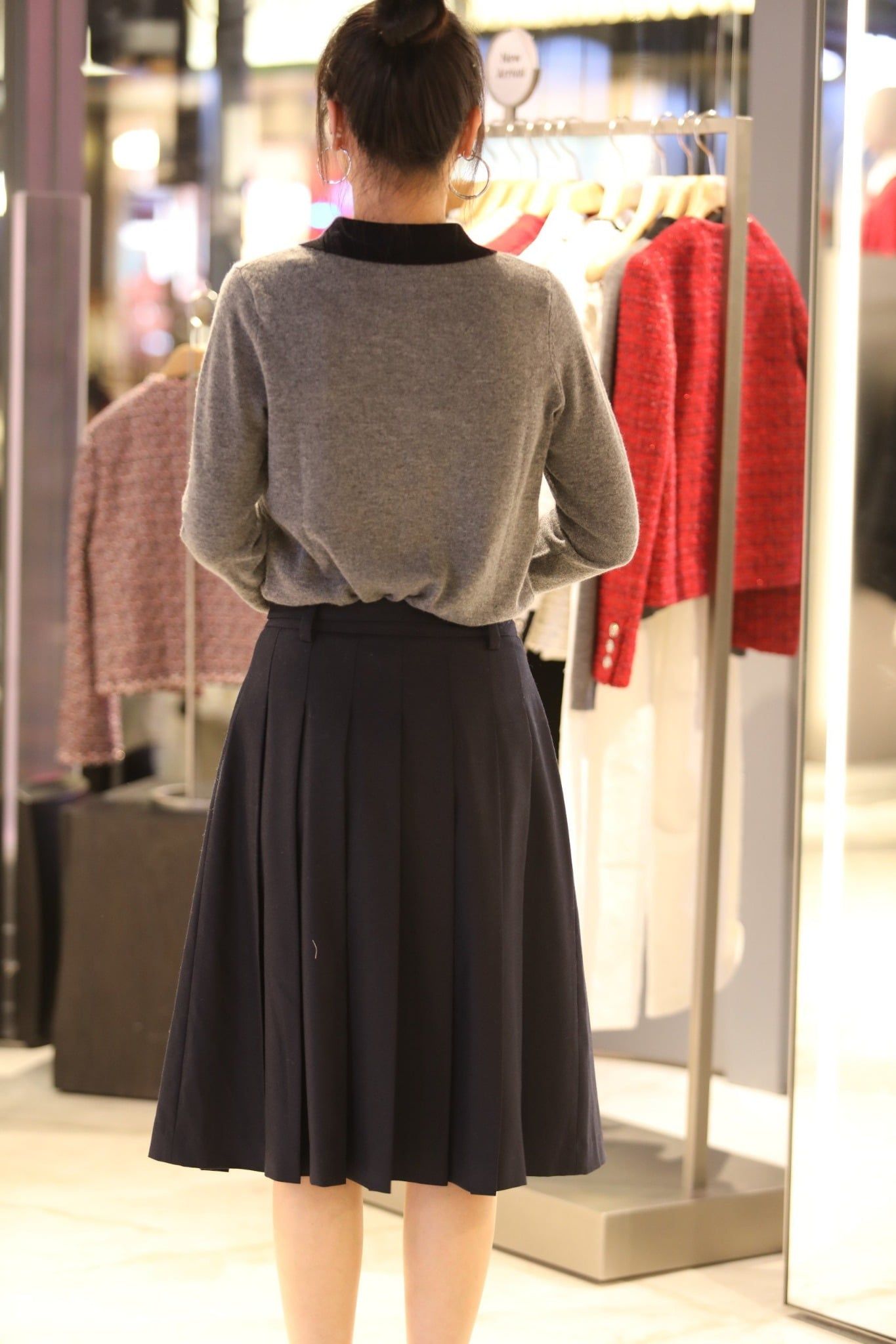  Áo CDG len xám cổ đen 