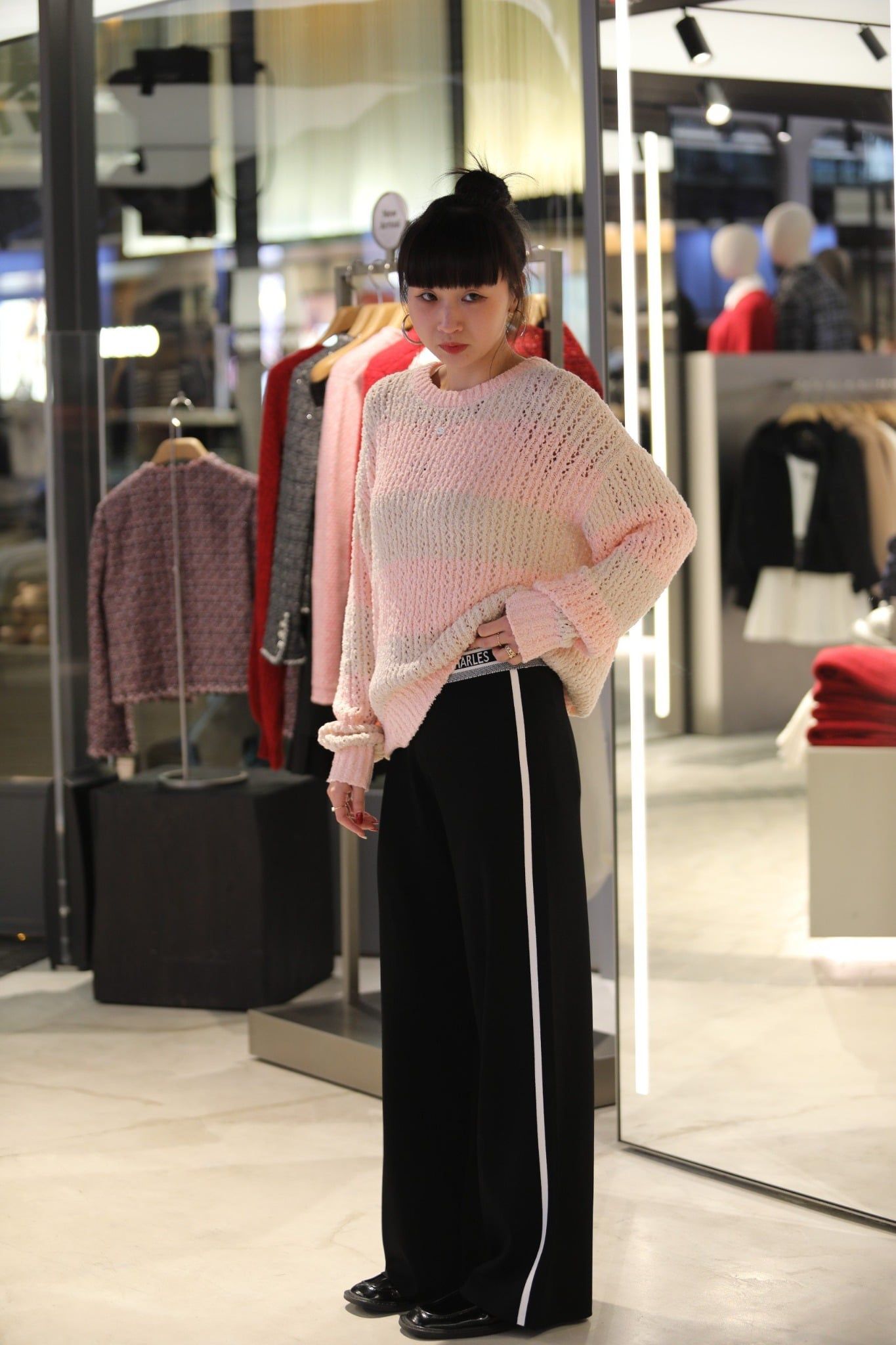  Áo len hồng kẻ ngang 