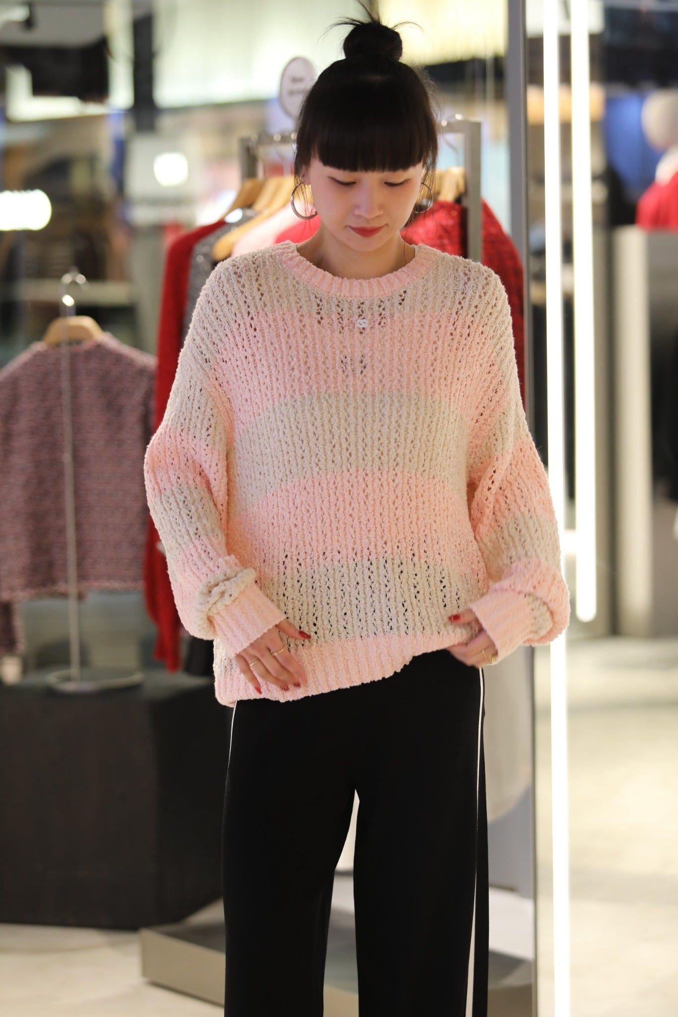  Áo len hồng kẻ ngang 