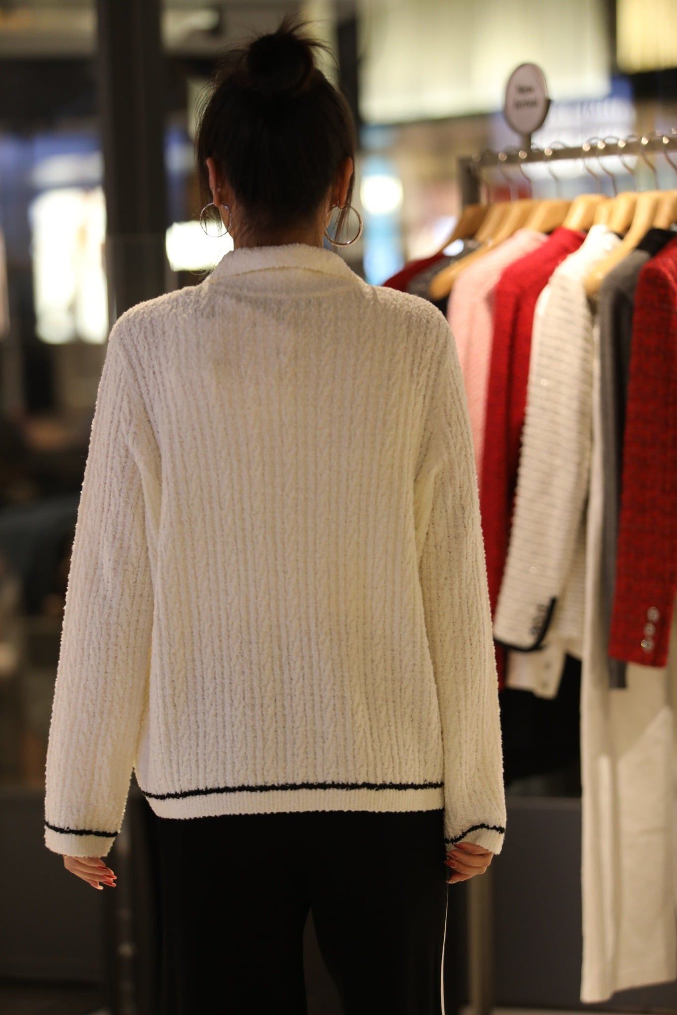  Áo CDG trắng dáng dài viền đen 