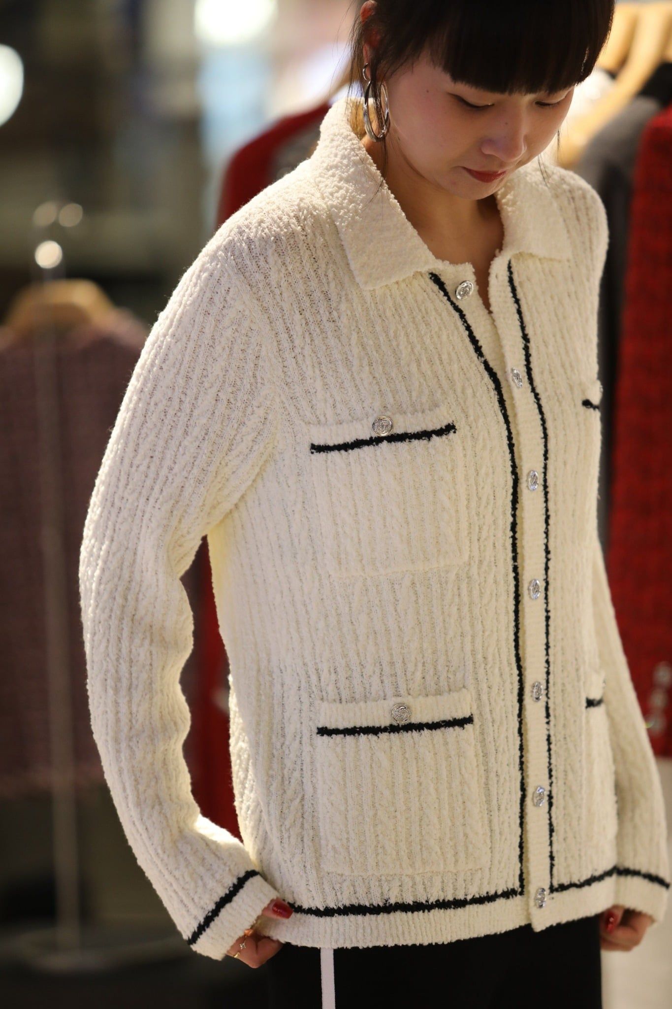  Áo CDG trắng dáng dài viền đen 