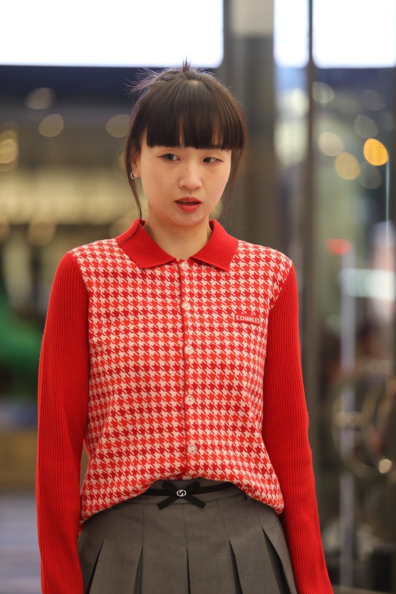  Áo CDG đỏ cổ polo. kẻ caro trắng 
