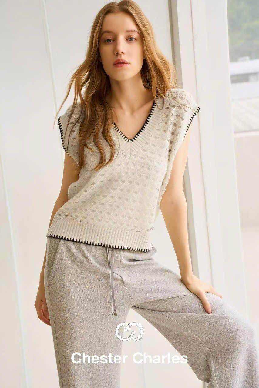  Áo gile trắng lưới viền đen 