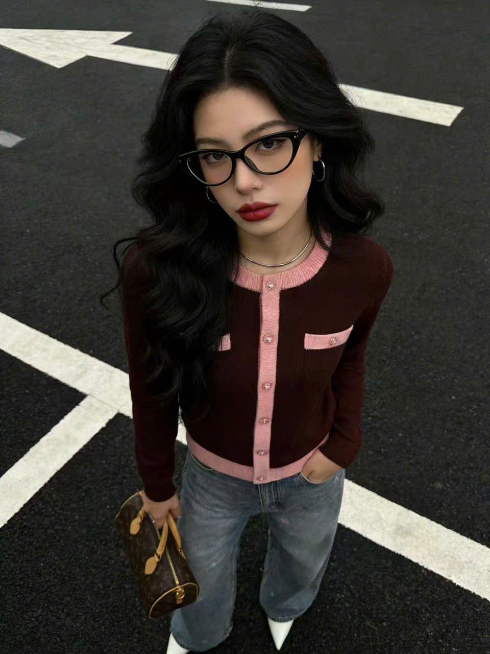  Áo CDG đỏ đô, viền hồng phấn 