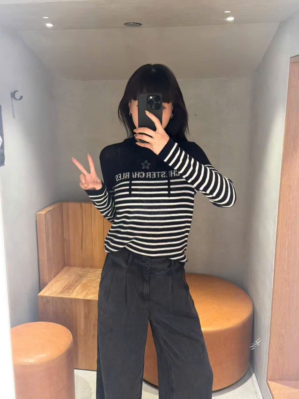  Áo dài tay có mũ, kẻ trắng- ngôi sao giữa 