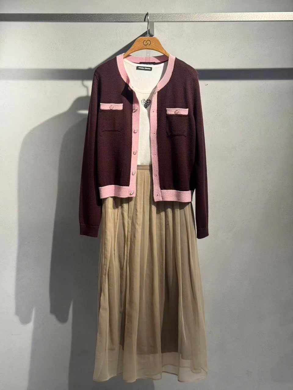  1.Chân váy dài voan lụa màu be 