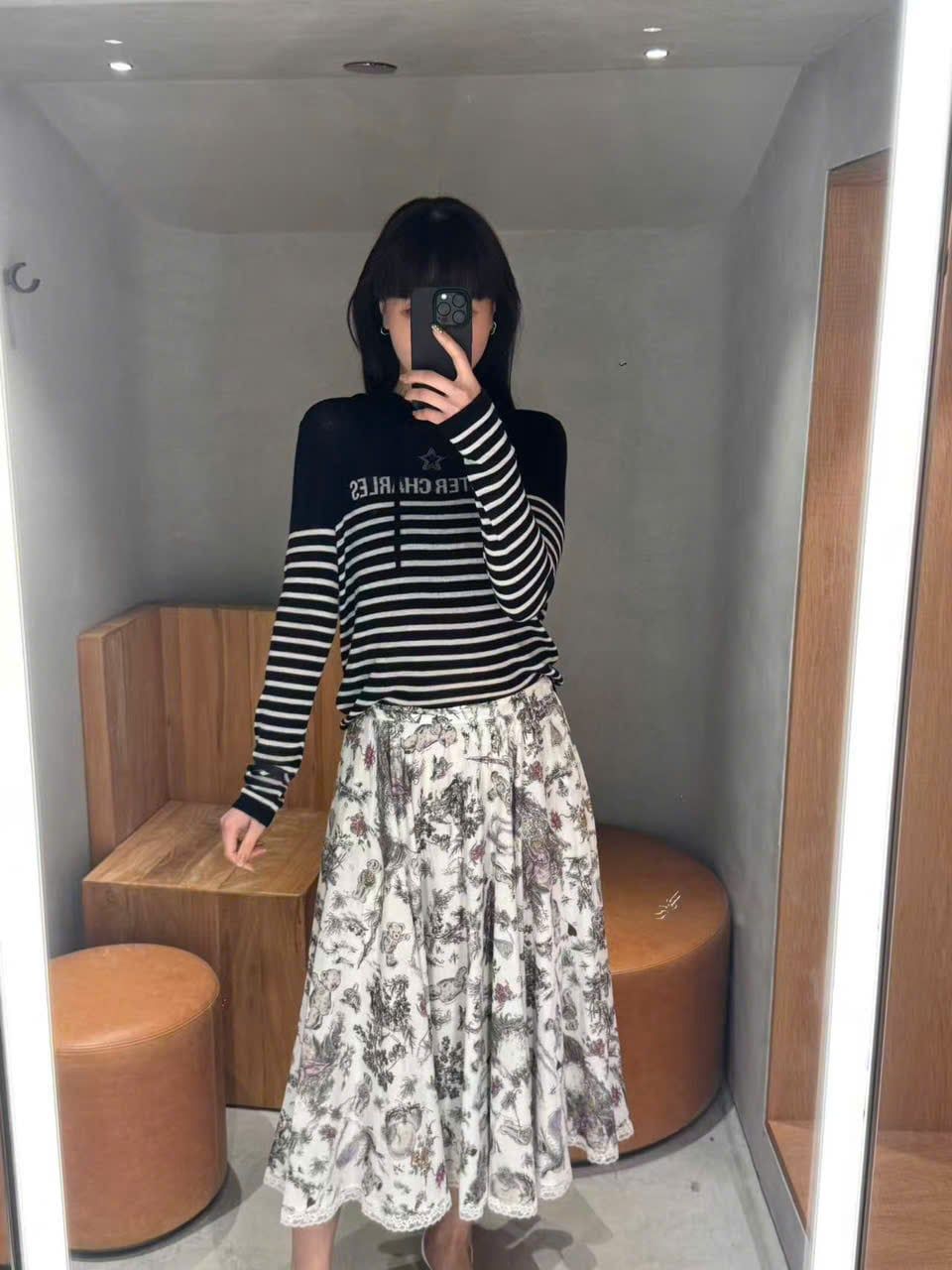  Áo dài tay có mũ, kẻ trắng- ngôi sao giữa 