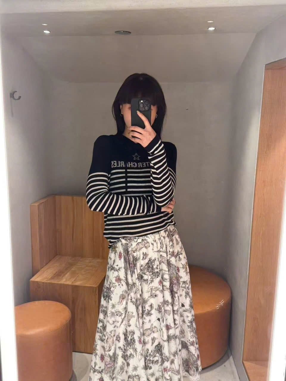  Áo dài tay có mũ, kẻ trắng- ngôi sao giữa 