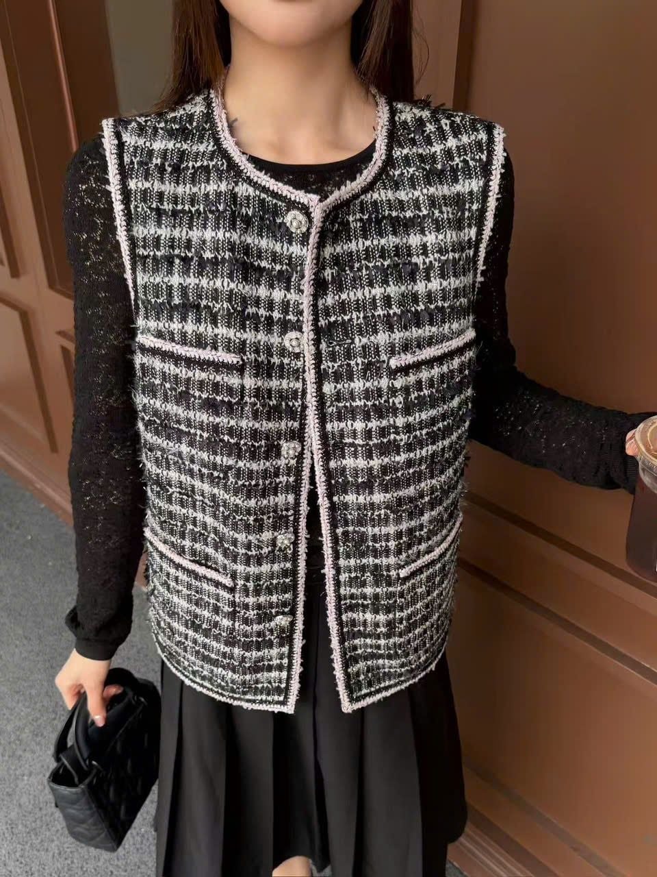  1.Ghile tweed xám - viền trắng 