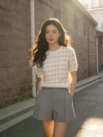  Áo trắng xù ngắn tay 