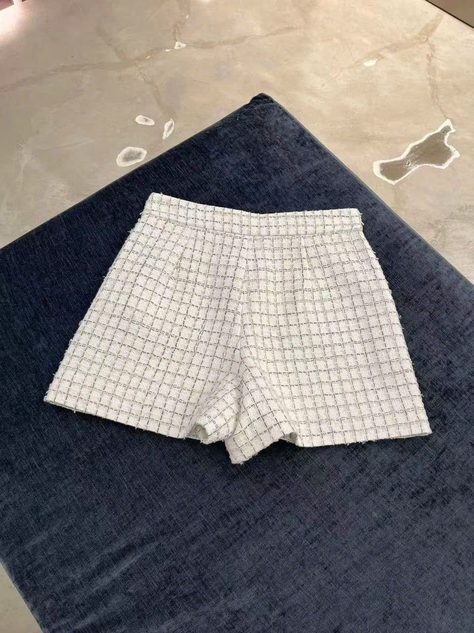  Bộ Áo CDG trắng 2 túi logo trước ngực và Quần short trắng set 