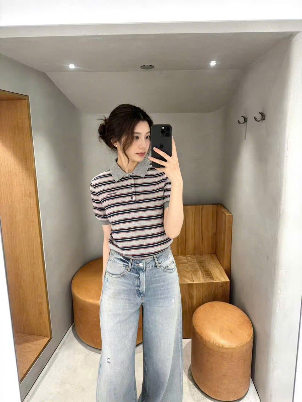  Áo polo xám ngắn tay kẻ đỏ xanh 