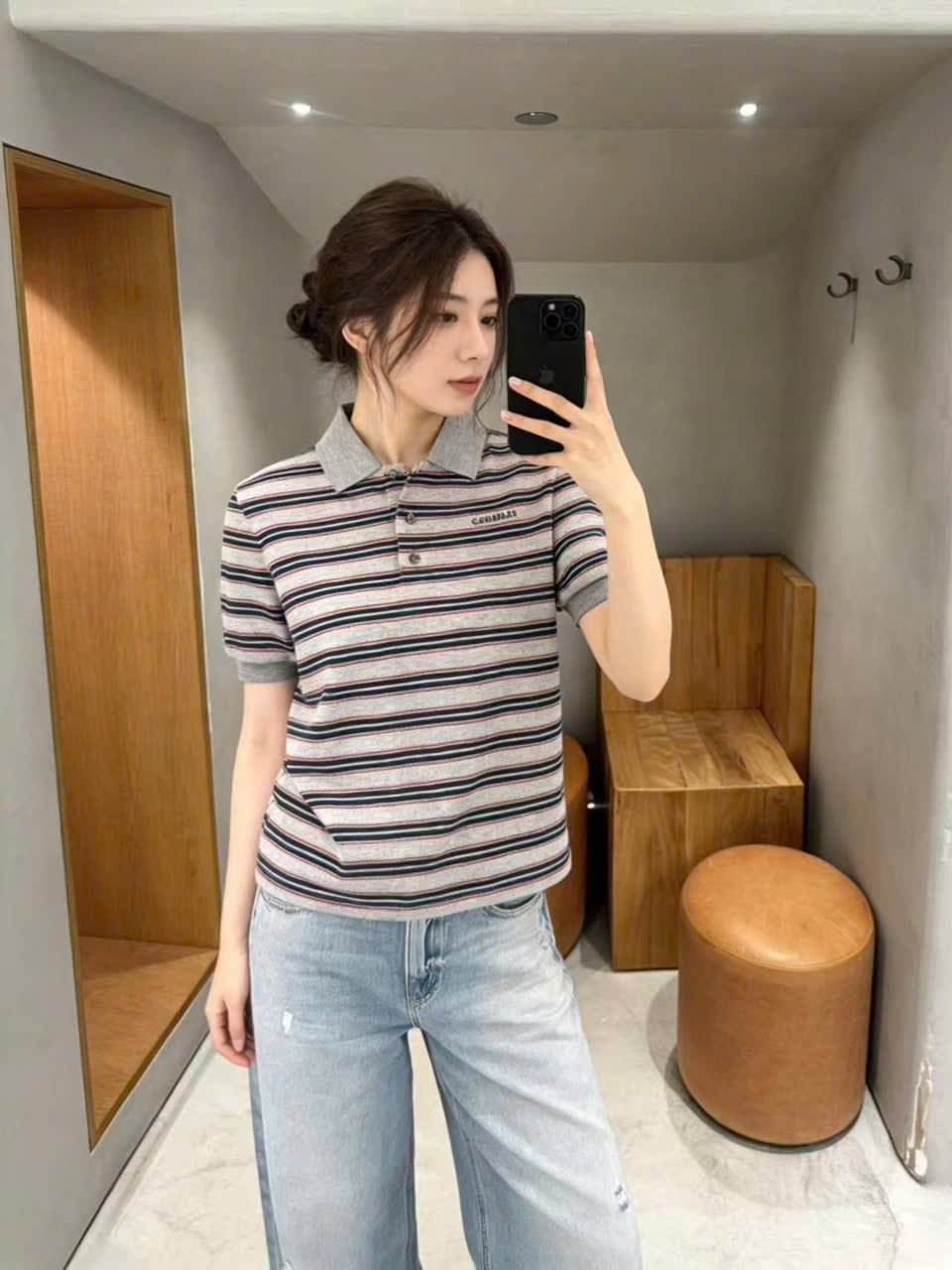 Áo polo xám ngắn tay kẻ đỏ xanh 