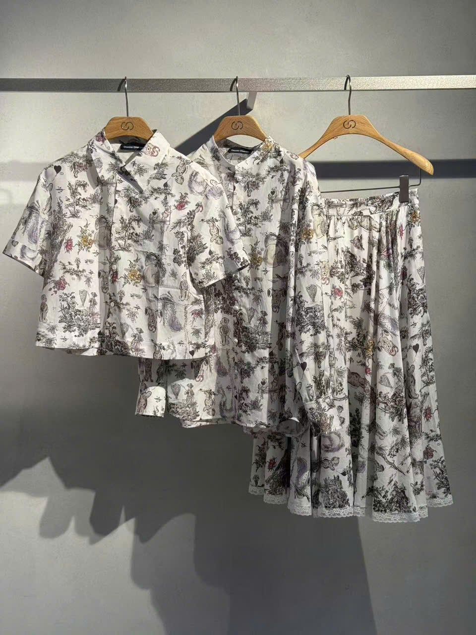  Áo sơ mi ngắn tay họa tiết ( sét) 