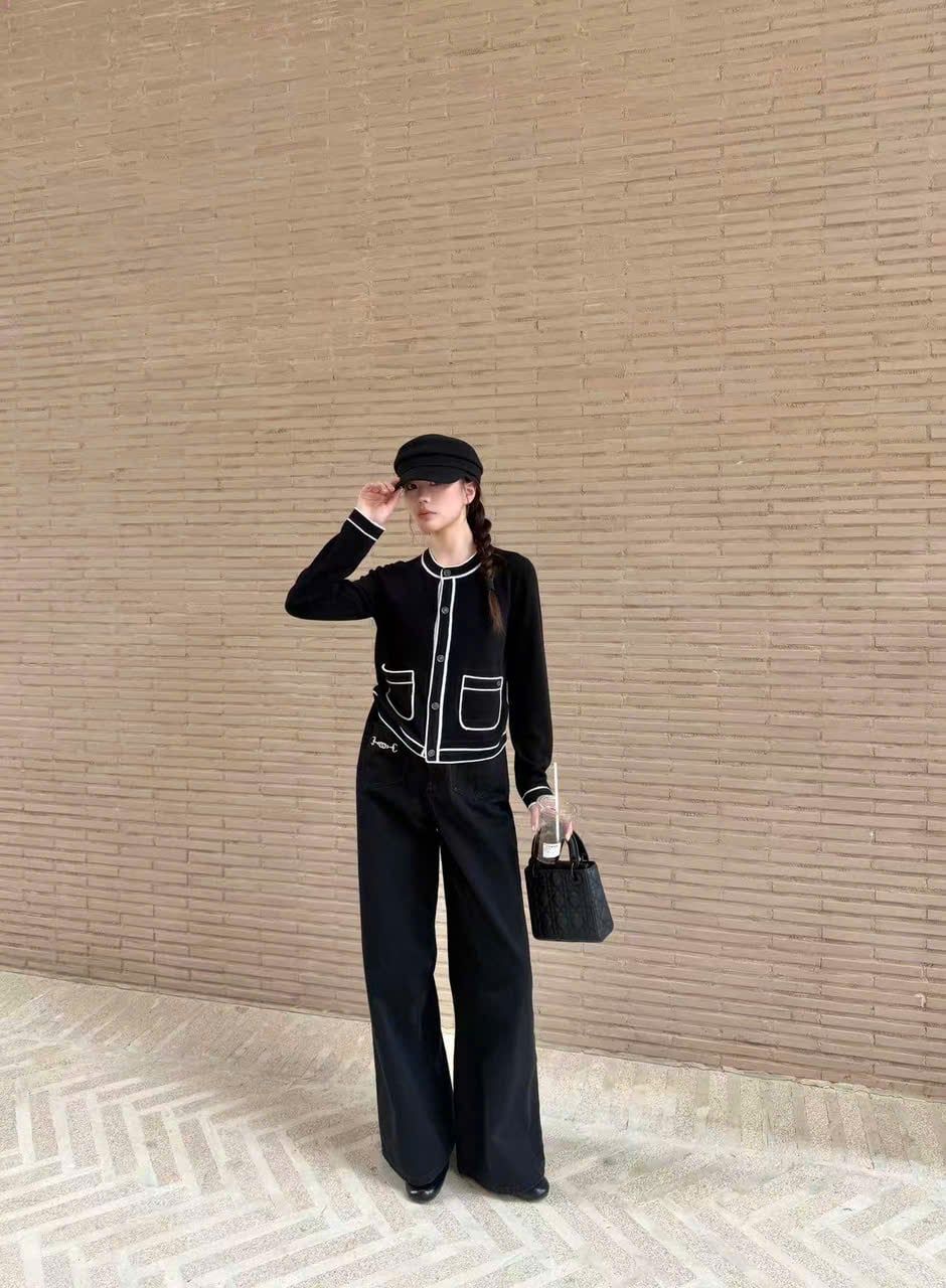  Áo CDG đen 2 túi viền trắng 26 