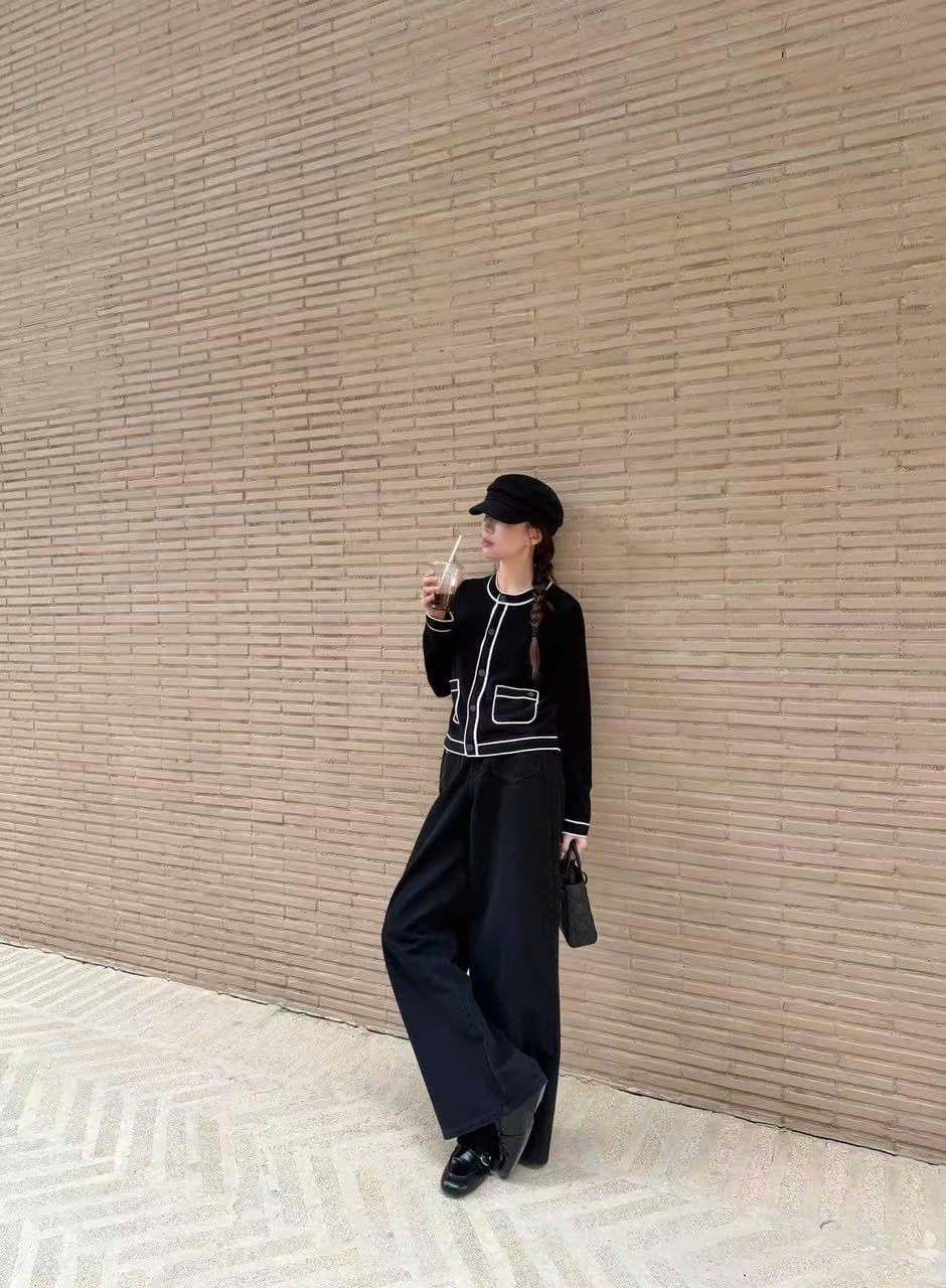  Áo CDG đen 2 túi viền trắng 26 