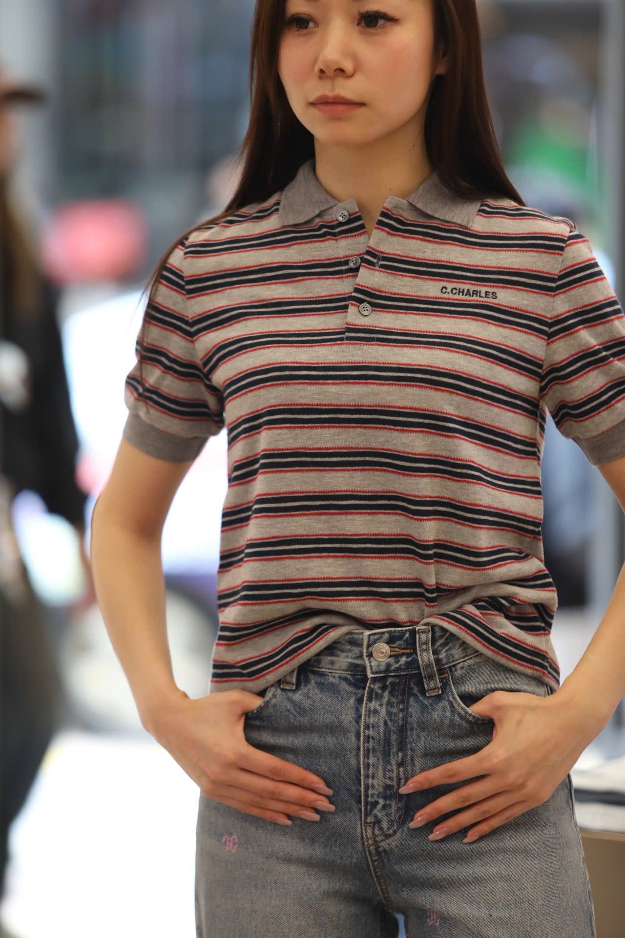  Áo polo xám ngắn tay kẻ đỏ xanh 