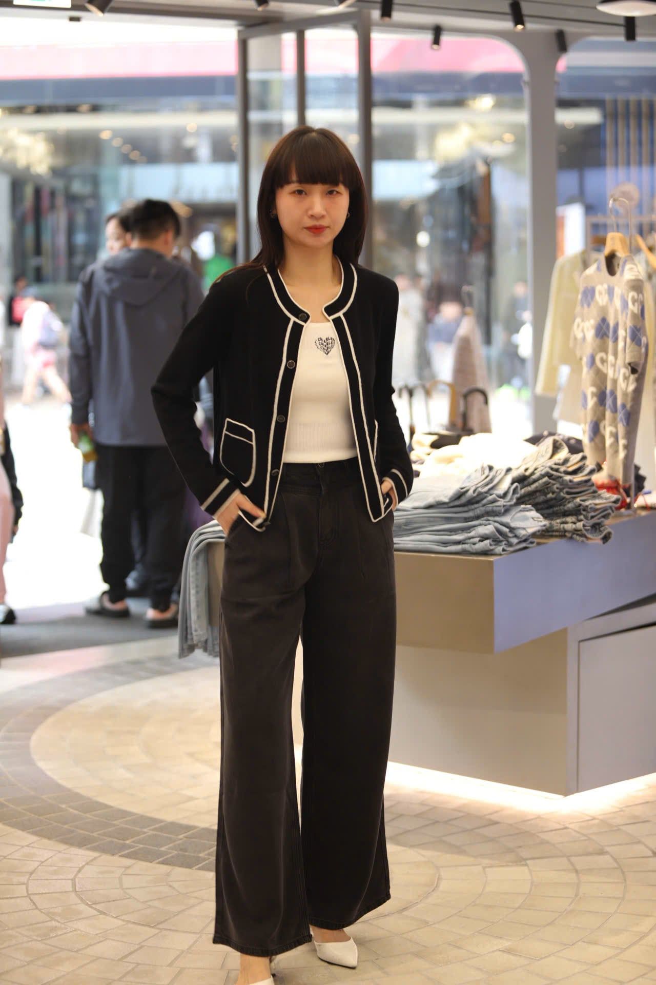  Áo CDG đen 2 túi viền trắng 26 