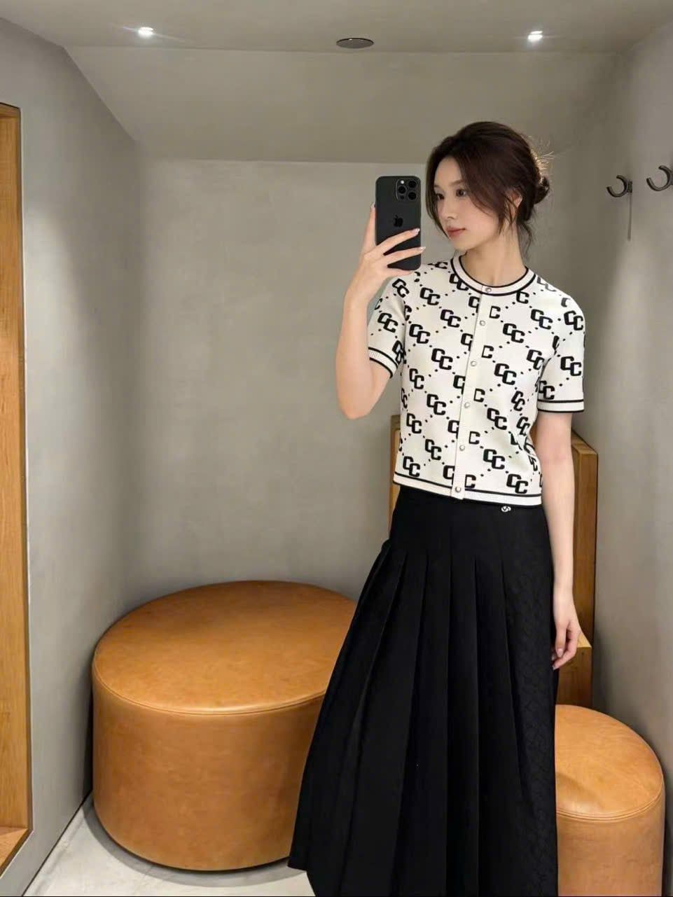  Áo CDG trắng ngắn tay full logo CC 