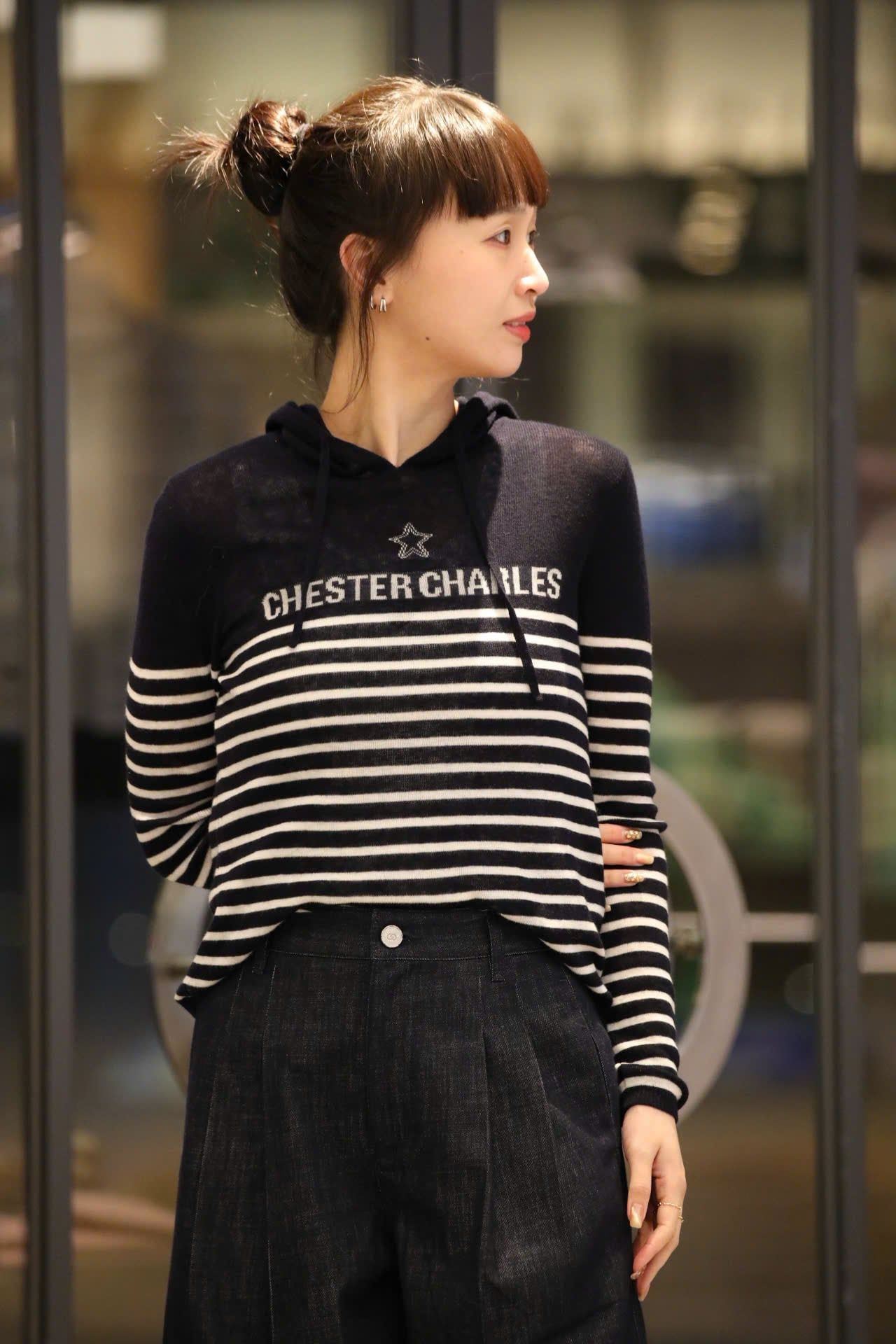  Áo dài tay có mũ, kẻ trắng- ngôi sao giữa 