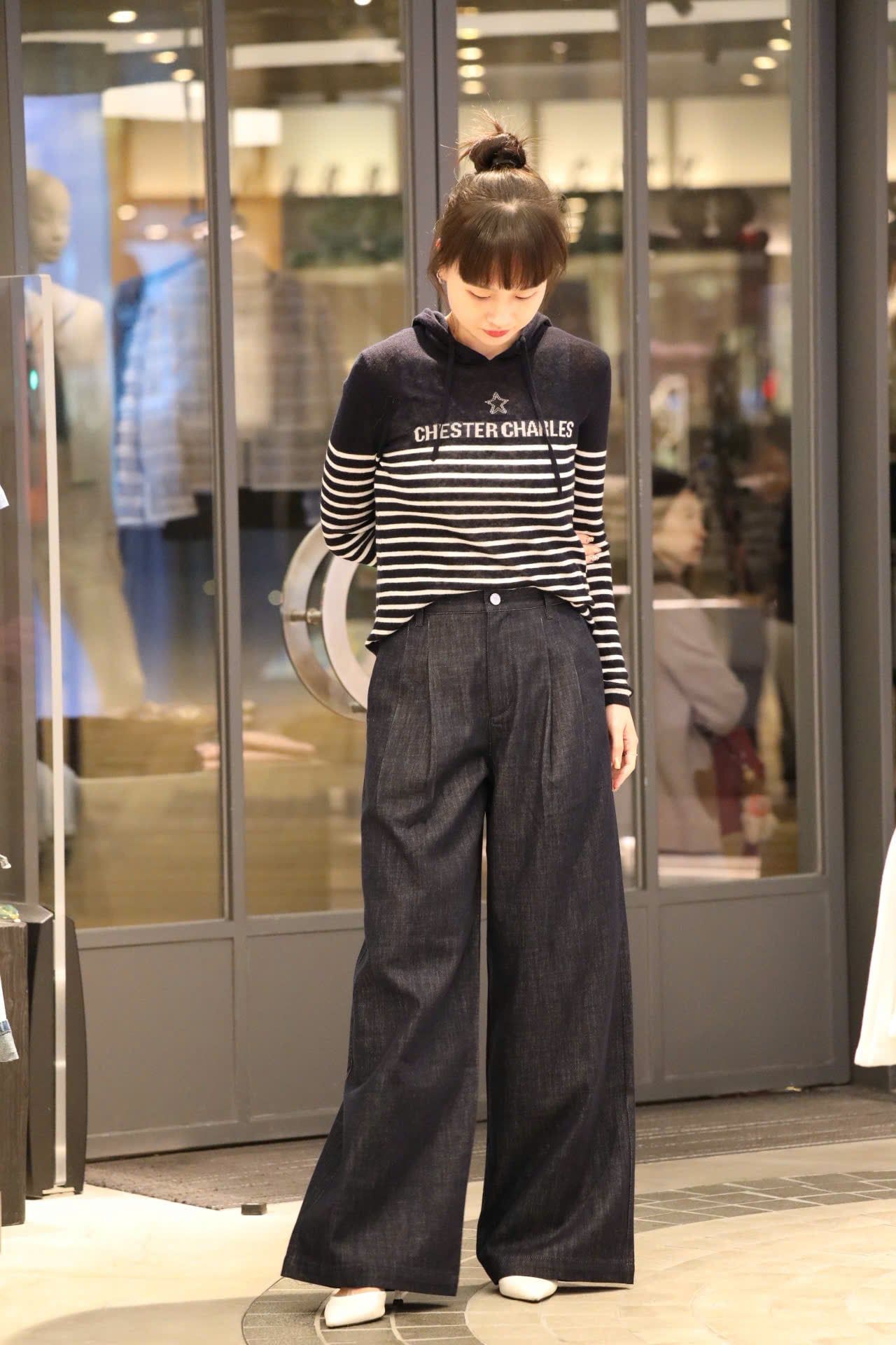  Áo dài tay có mũ, kẻ trắng- ngôi sao giữa 