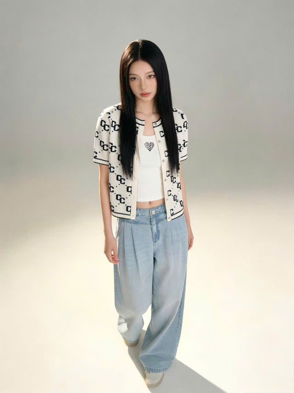  Áo CDG trắng ngắn tay full logo CC 