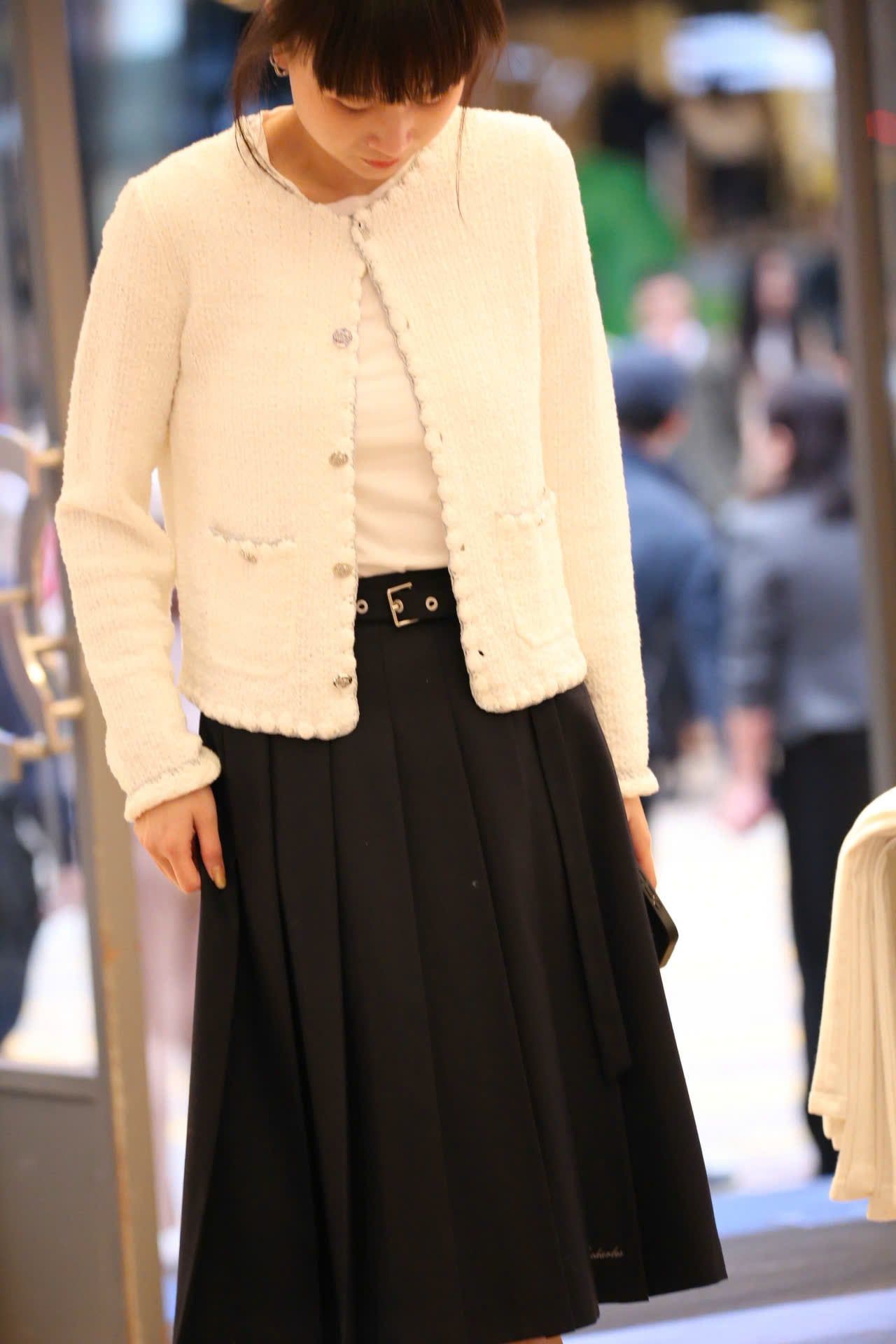  Áo CDG trắng viền 2 túi trước 